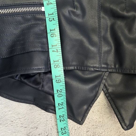 WILLI SMITH Navy Faux Leather Fitted Moto Jacket. Size Small - Picture 16 of 16